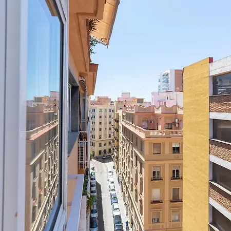 Soho Pizon 3 Bedrooms Citycenter アパート